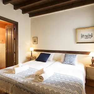 Puerta Elvira Centro Free Parking Apartment
