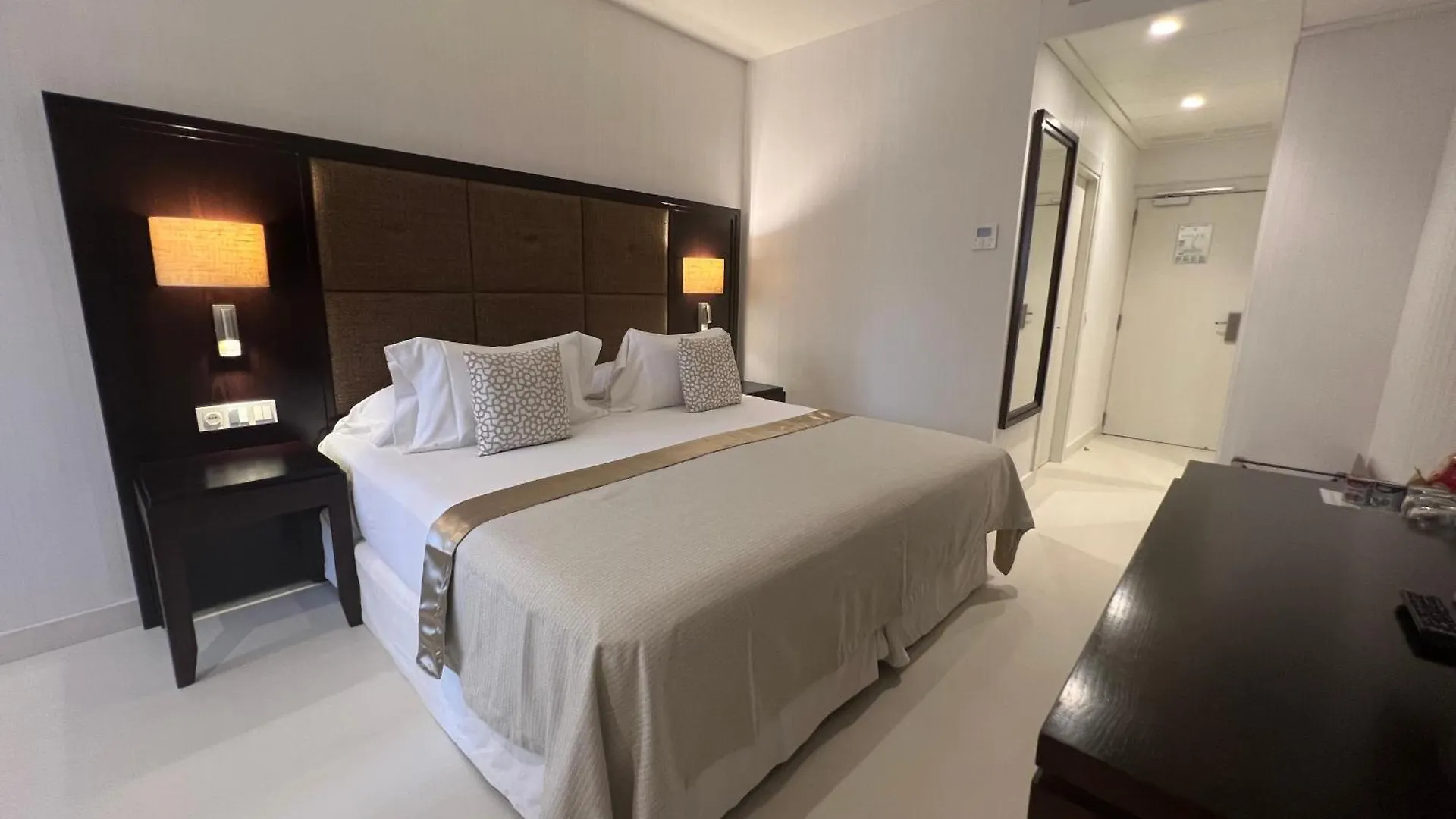 ****  Hotel Saray Granada Spain