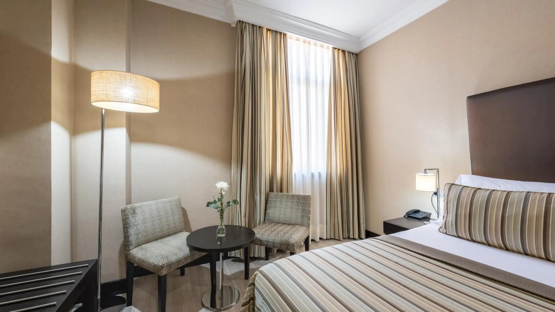 Hotel Saray Granada 4*,